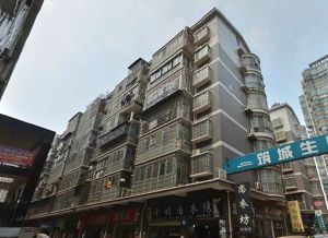 3号线湘龙站地铁口居家电梯大两房诚心出售交通方便