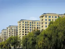 湖景房,全天采光,保持好,拎包入住,近地铁