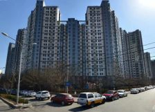 房子顶层带大阳台,全天采光东西南北向,明厨明卫