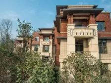 联排别墅边户,好位置,大花园,两车位,鹭鸣湖公园