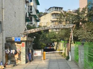百花雅园3室2厅东南南