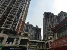 政府旁 顶楼复式 配套齐全 商圈配套成熟