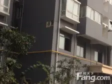 惠济区房本,三室精装修房。房子位置佳