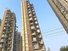 意墅蓝山 步梯洋房 南 北通透。