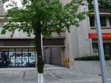 鸿恩寺顶跃带露台、带屋顶花园、使用面积大,户型方正