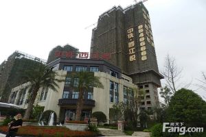 中铁西江悦三房j江景房,14楼,南北通透,精装修