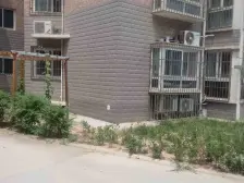 黄河路与南阳路地铁3/5号线海滩寺站,二室出售,