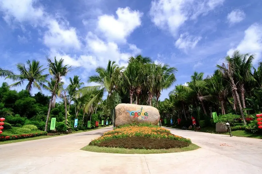 五指山澜湖岸边度假小区周边配套