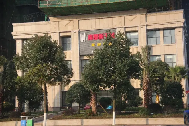 南郡新干线实景图