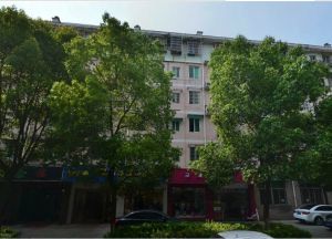 广厦新苑C区4室2厅南北