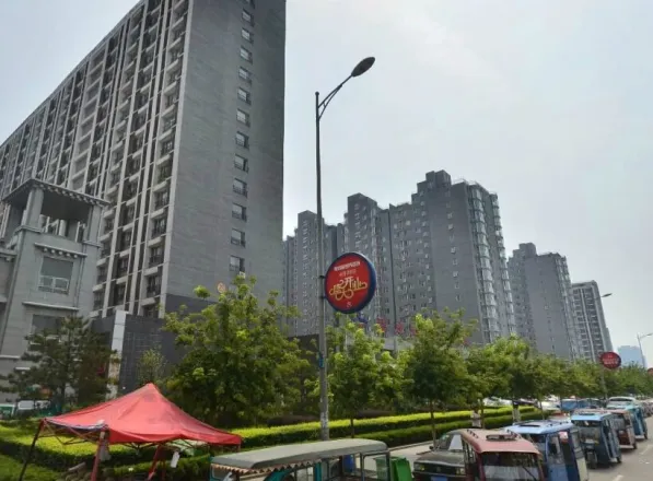 北京周边燕郊福成五期 两居室精致装修 家具家电齐全双包领包入