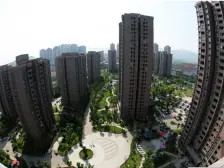 此房屋采光充足,通风好,业主诚心出售,户型方正