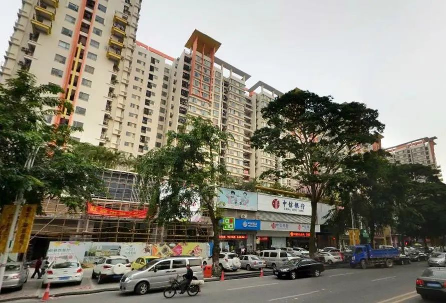 小区相关图
