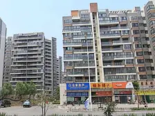 双气小区,四室两卫,诚心出售,看房方便