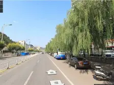 富华山庄一期电梯房185平精装带阁楼和储物间诚意出售