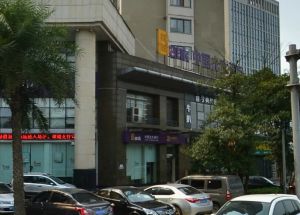 精装房保养好楼层好户型周正,南北互通,小区人车分流