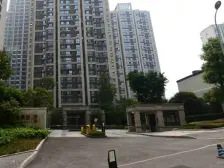 北滨路 融景城澜岸二房205万