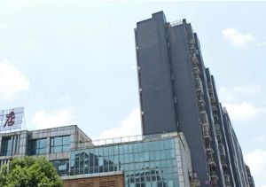 双盈卧龙湾3室2厅南