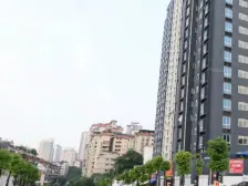 房子装修好,保持也不错 可以拎包入住 适合过度的刚需