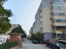 市委家属院,有电梯,伊河路总,精装修,小区停车方便