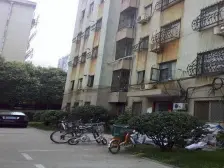 精装修复式大平层,市zhongxin,电梯,双气,停车方便