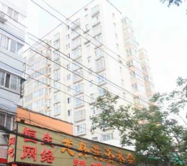 自住精装修,看房方便,06年建成双气有电梯
