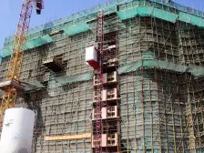 1.总价低 2.地段好 3.配套齐全 4.精装