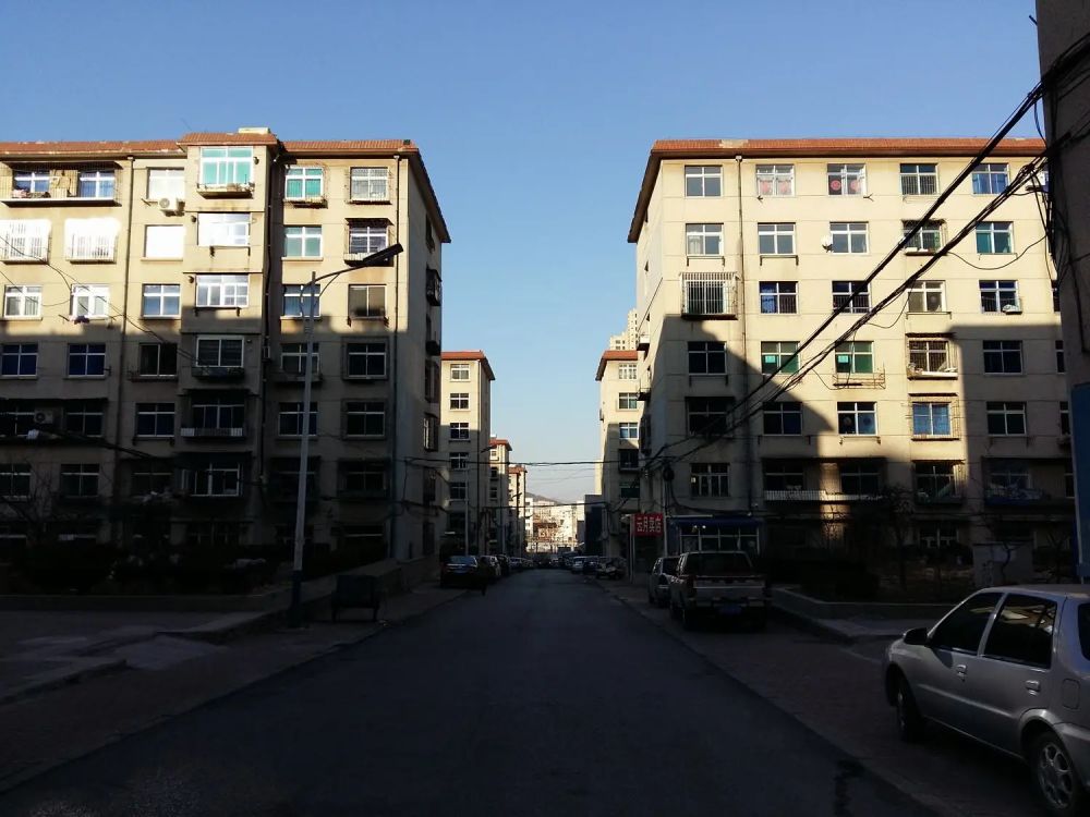 小区相关图