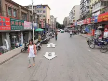 此房房本满五年唯一,户型通透,平地无坡