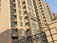 急售好房,楼层好位置佳,有产权车库,诚心出售!