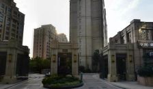 此房南北通,满五年,家庭名下1套税费少,有车位