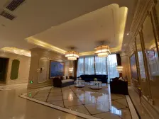 解放碑 较场口 大户型 带装修 无高额税