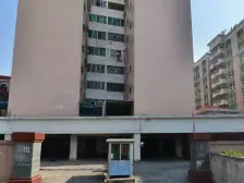 业主诚意出售,房子满五唯一,带个20平小露台。