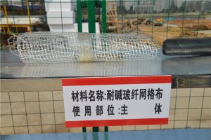 次新小区三房带三个阳台采光充足湘江