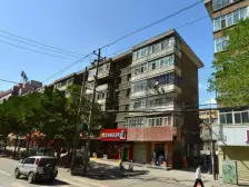 此房户型正规,中间楼层,满五唯一