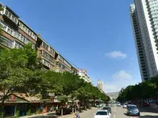 火车站的东面 此房户型正规