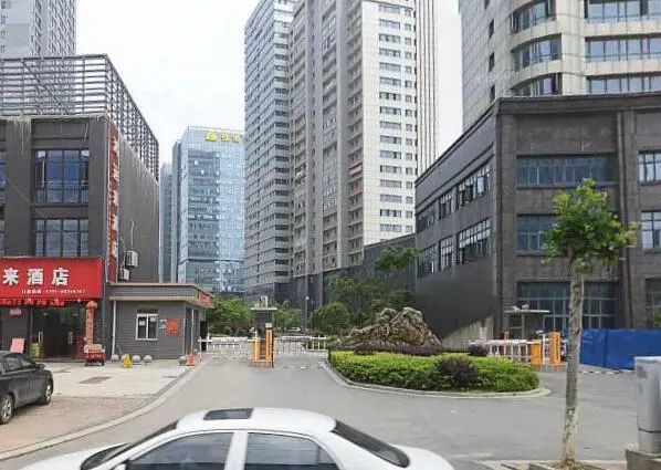 小区相关图