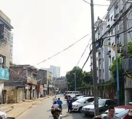 南京东路187号南北通透,采光好装修好,环镜优美近地铁视野好,诚心出售