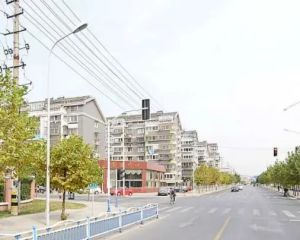 万达山姆旁 电梯阳光楼层大3房 诚心出售 看房方便