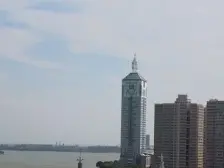 青山湖天湾 南北通透,采光好 装修好,环镜优美 中间楼层