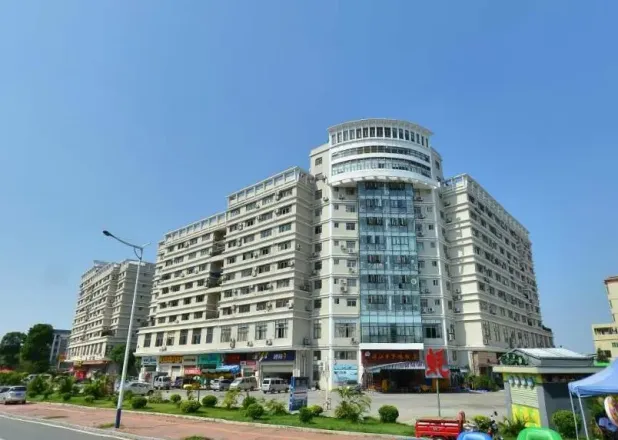 东城 丽欣家园 精装三房 首付18万 送家私 红本在手