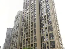 云锦路中大云锦 南北通透,采光好 装修好,环镜优美 中间楼层