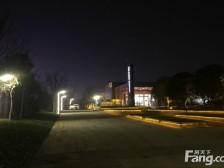 万达旁 精装修 可以拎包入住!