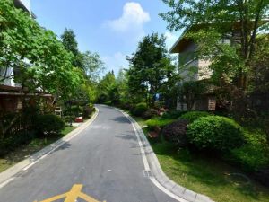 中铁水映青城1室1厅东