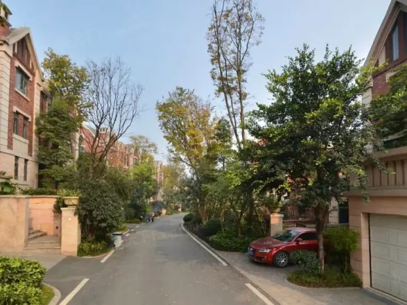 保利198蝴蝶谷西区实景图