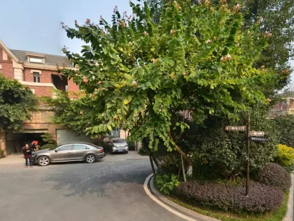 保利198蝴蝶谷西区实景图