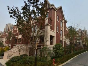 保利公园198翡翠谷4室2厅南