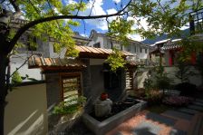 古城大院里5室2厅东南