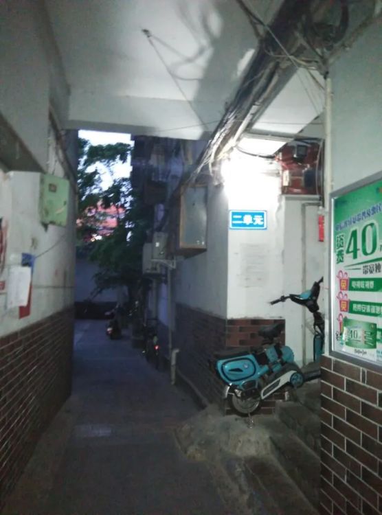 小区相关图