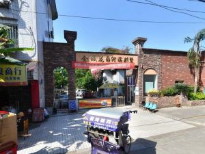 金城花园河滨别墅3室2厅南北